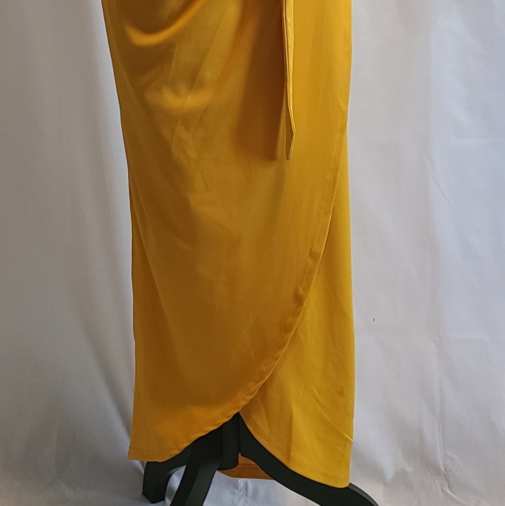 Shein, Yellow, left off shoulder dinner/date dress - Picture 7 of 7